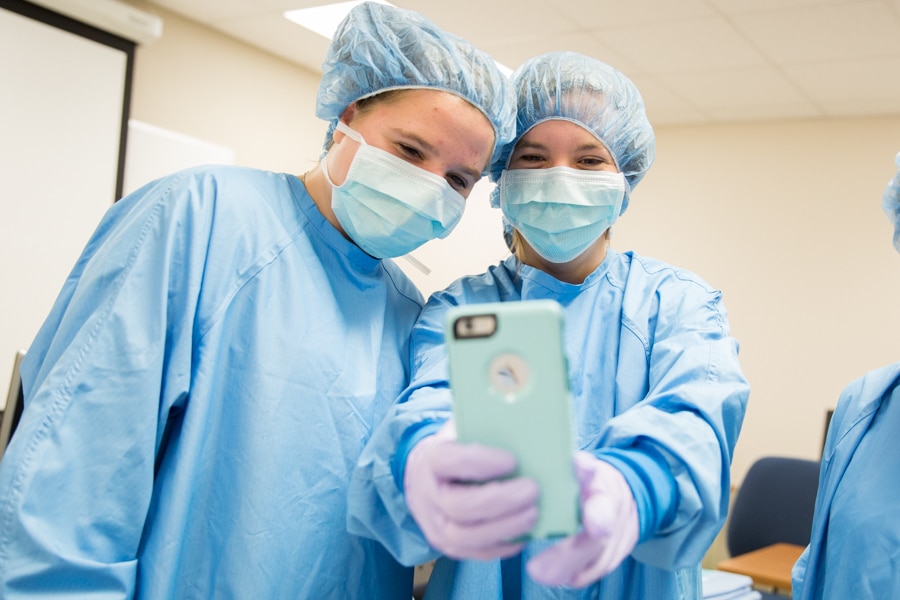 Surgical Tech Schools and Surgical Tech Training